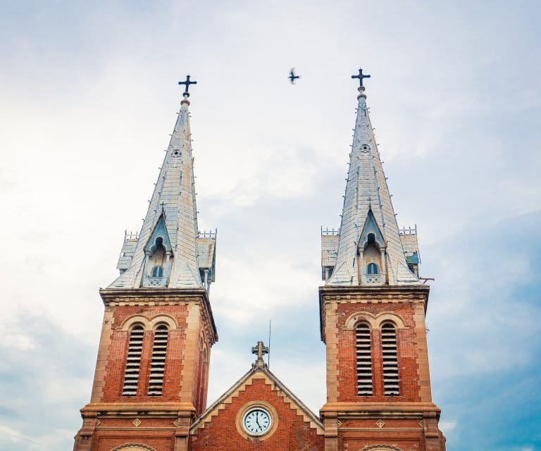 โบสถ์นอร์ทเธอดาม, ทัวร์เวียดนามใต้